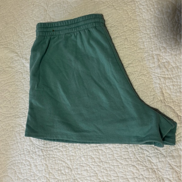 Victoria Secret Sweat Shorts - Picture 2 of 4